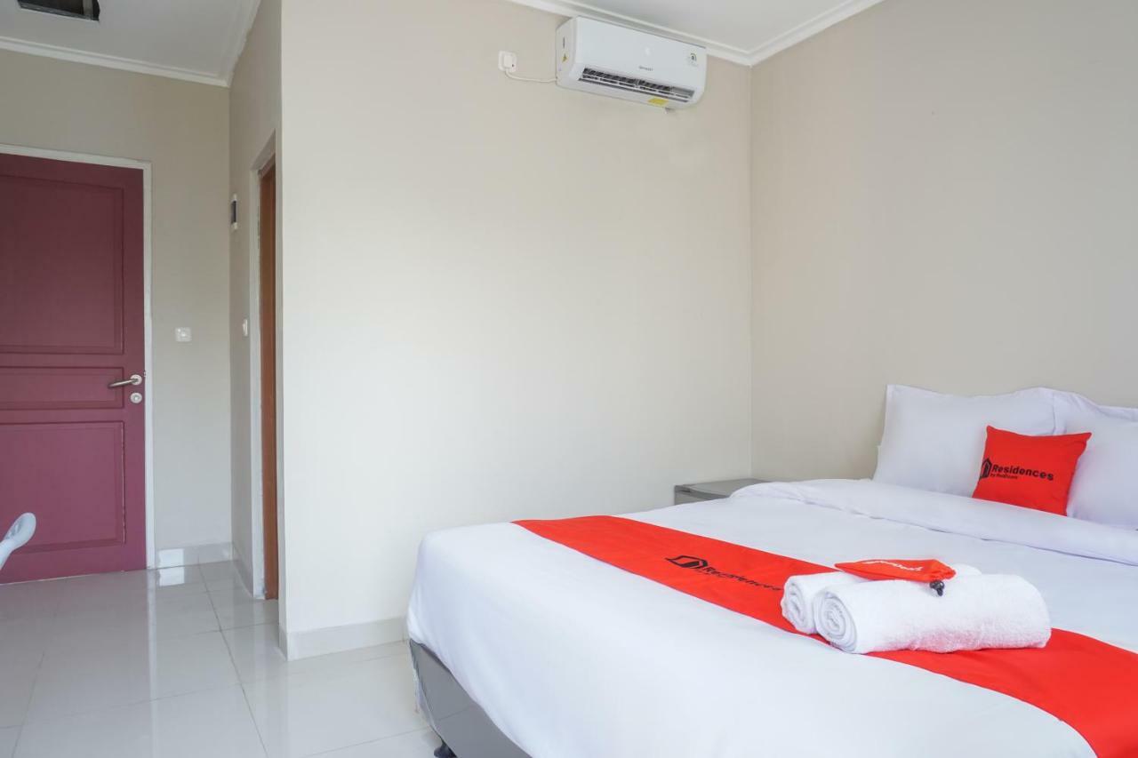 Residences By Reddoorz Near Mt Haryono - Minimum Stay 7 Days ジャカルタ エクステリア 写真